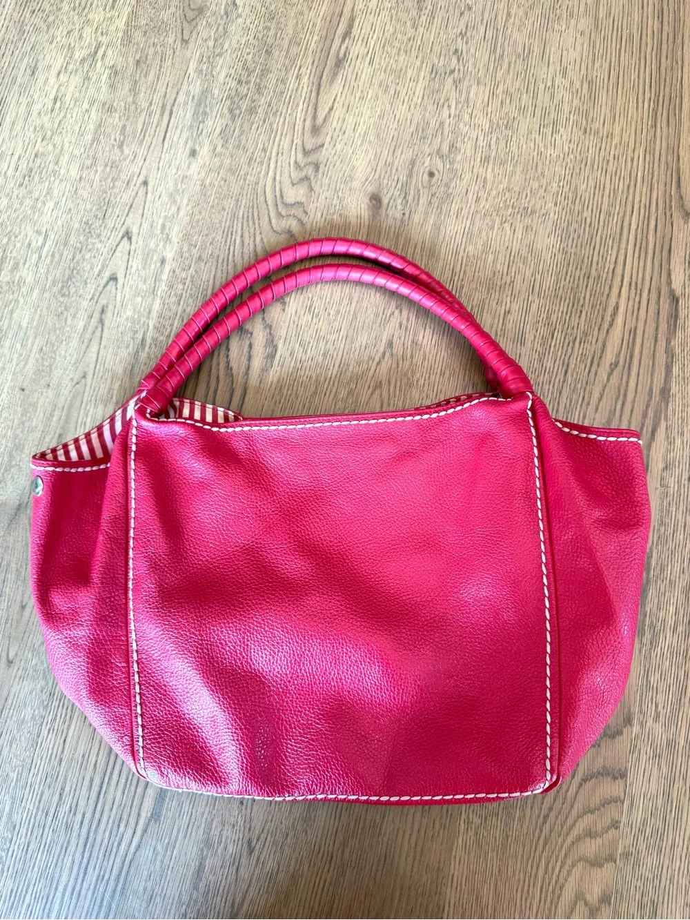 Plinio Visona Red Pebbled Leather Slouchy Hobo Shoulder Bag OS